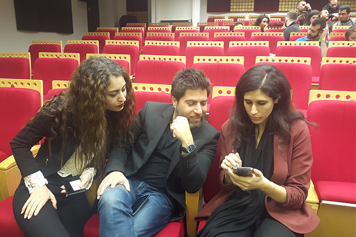 ONLINE SHOPPING IN THE ERA OF DIGITAL TRANSFORMATION