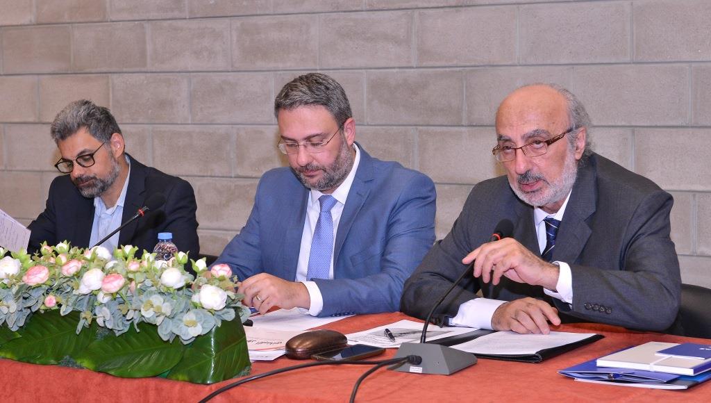 CONSOCIATIONAL DEMOCRACY AFTER 100 YEARS: A BLESSING OR A CURSE