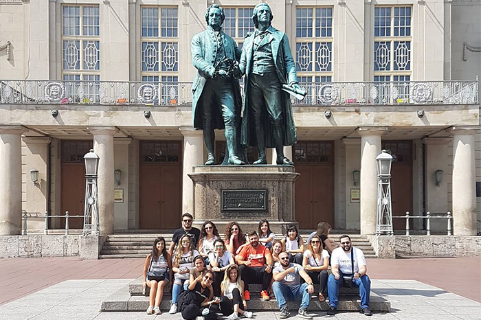 NDUERS AT THE BAUHAUS100