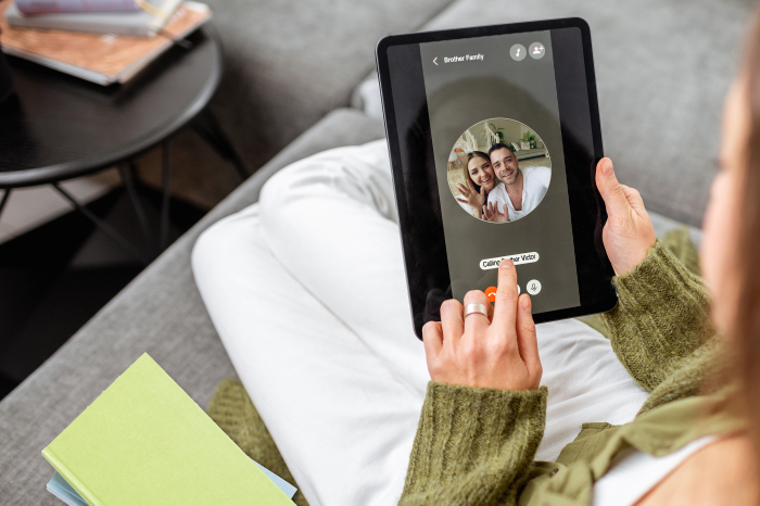 SIX TIPS FOR STAYING MENTALLY HEALTHY DURING SOCIAL DISTANCING