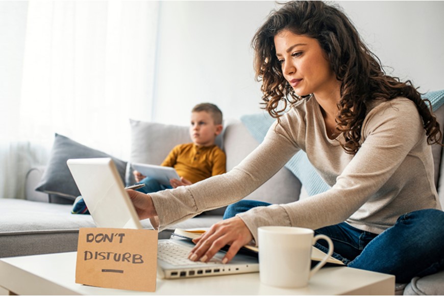 TELECOMMUTING: HOW TO MANAGE WORKING FROM HOME 