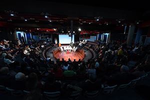 Christmas 2018 Mass 16