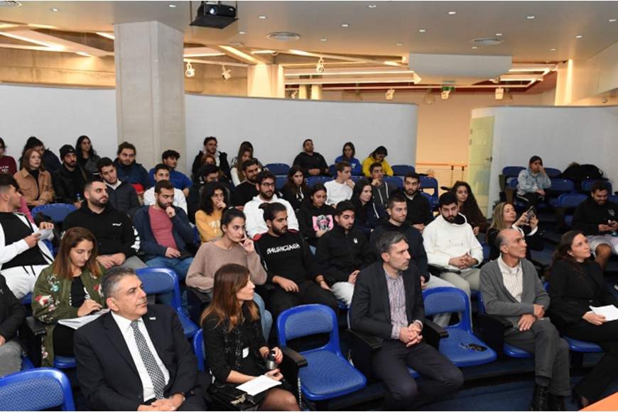 Covid-19 and the Media: The Role of Journalism in a Global Pandemic 2
