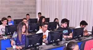 DCS Organizes Computer Science Summer Camp 4