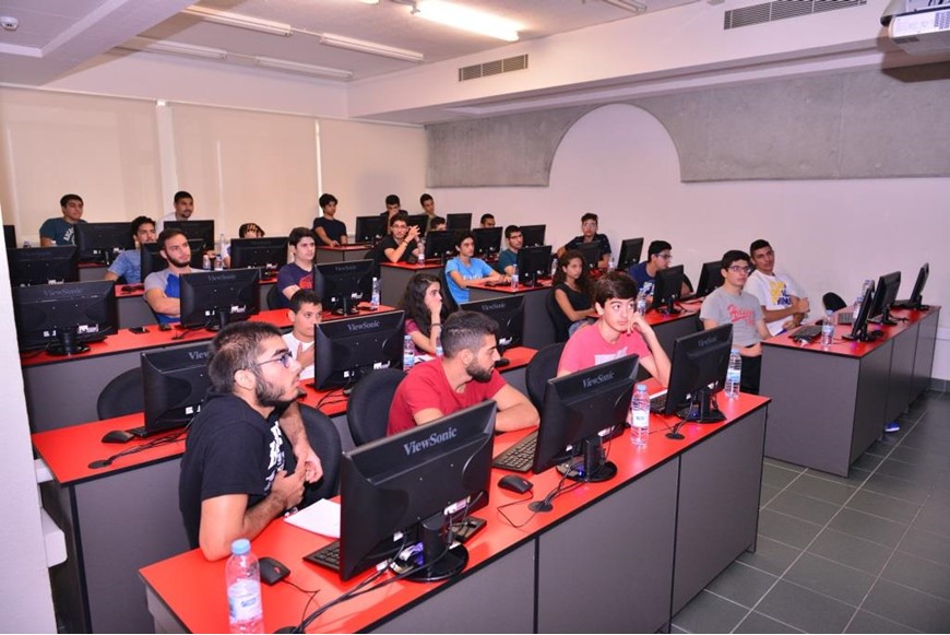 DCS Organizes Computer Science Summer Camp 6