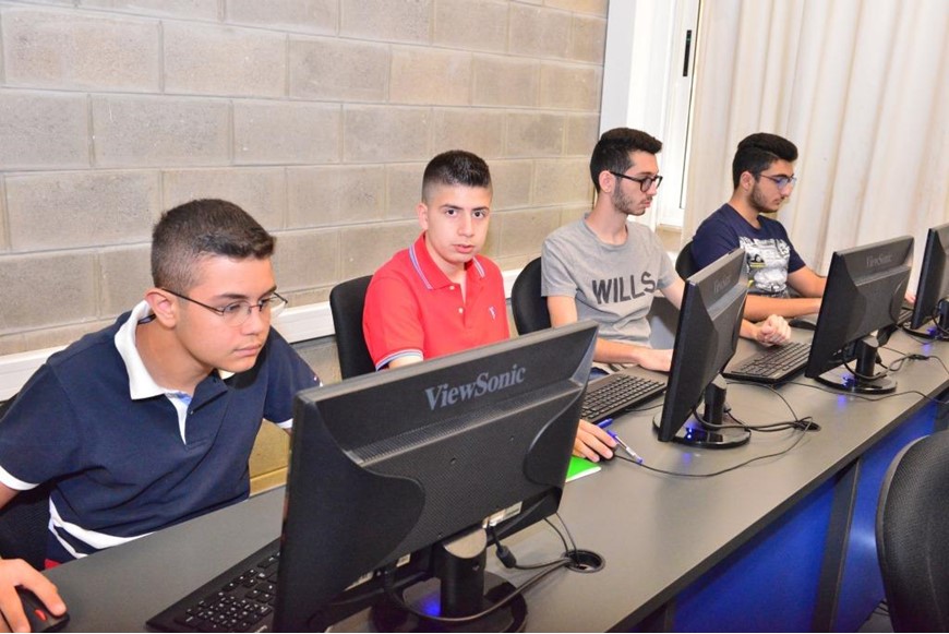 DCS Organizes Computer Science Summer Camp 19