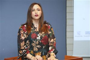 Effective Communication Strategies for a Healthier Population 4