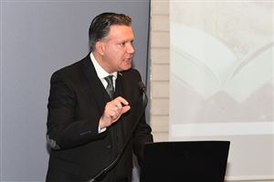 FH Organizes Symposium Lauding Arabic Language and Literature 5