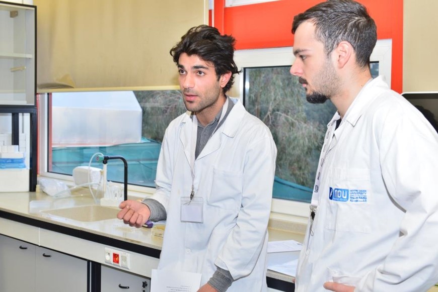 FNAS Hosts Cell Biology Workshop for School Students 8