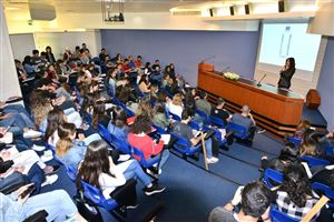 FNHS at NDU Organizes Talk on Kidney Disease  6