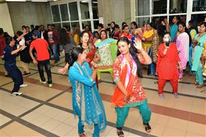 Foreign Workers Party 2017 23