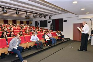 Guiding Students towards Healthy Personal Relationships 3