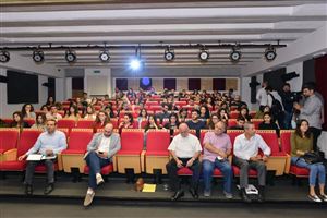 Guiding Students towards Healthy Personal Relationships 13