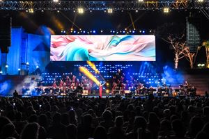 Hiba Tawaji Delivers Heartfelt Performance at NDU in Support of Students Financial Aid 13