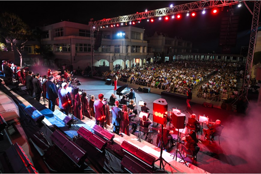 Hiba Tawaji Delivers Heartfelt Performance at NDU in Support of Students Financial Aid 14
