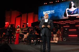 Hiba Tawaji Delivers Heartfelt Performance at NDU in Support of Students Financial Aid 4