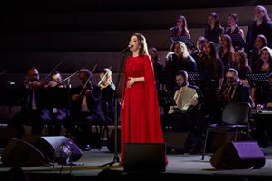 Magida El Roumi Performs from the Heart of NDU for Student Support 11