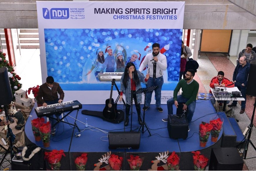 Making Spirits Bright 38