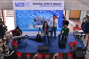 Making Spirits Bright 38