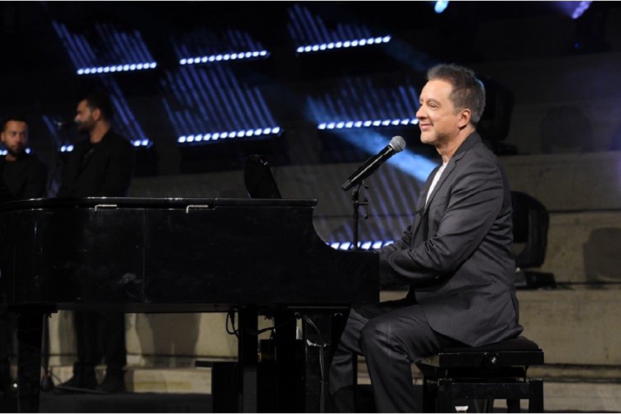 Marwan Khoury Performs at NDU in Support of Student Financial Aid 2