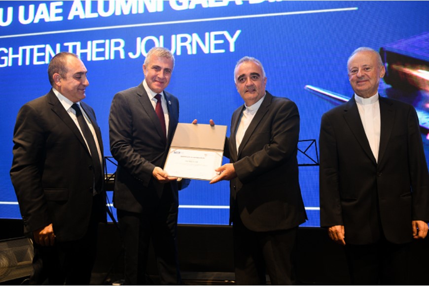 NDU Alumni Association UAE Chapter Hosts its 2022 Gala Dinner 16