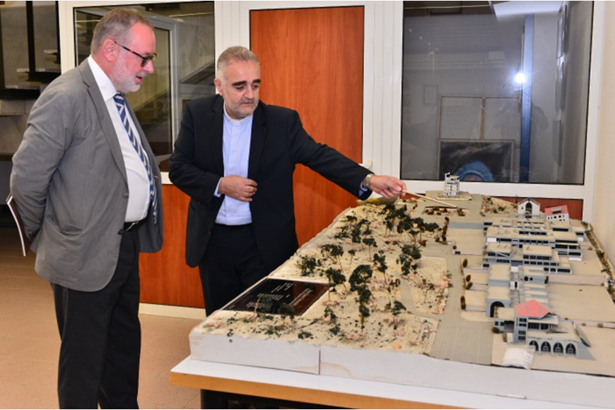 NDU Receives Ambassador of Norway to Lebanon in Visit to the Main Campus 5