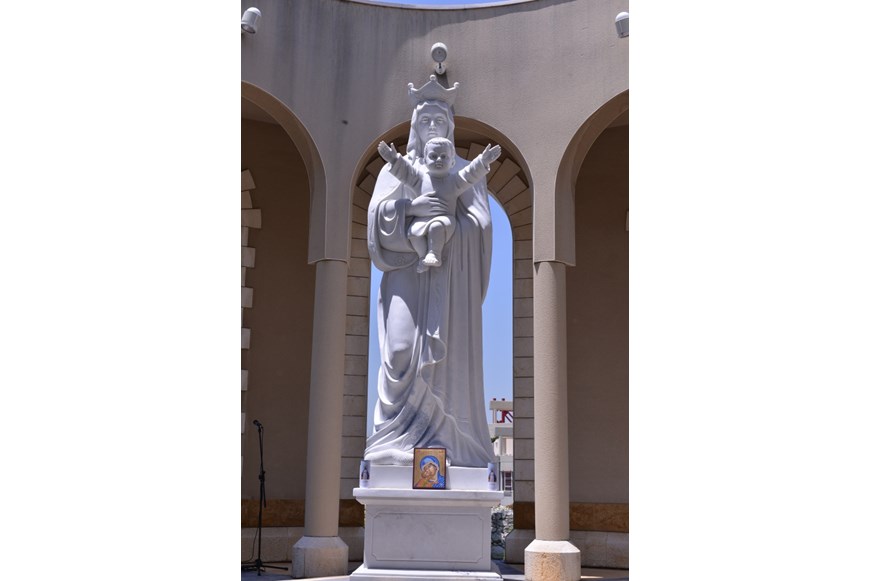 New Statue of the Blessed Virgin Mary Consecrated 12
