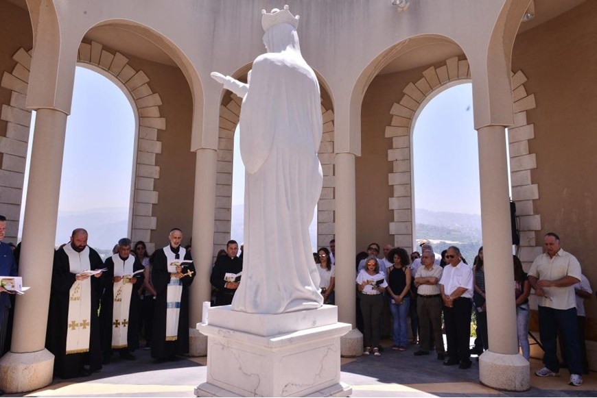 New Statue of the Blessed Virgin Mary Consecrated 15