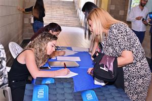 Road-Map to Food Product Development  1