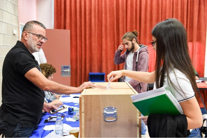 SU ELECTIONS 18 31