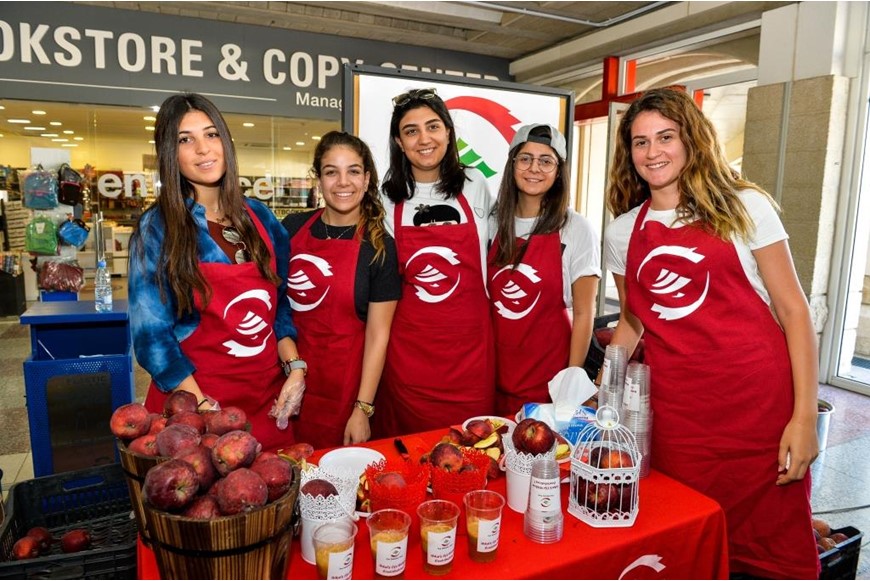 SUPPORTNG LEBANESE APPLE FARMERS 6