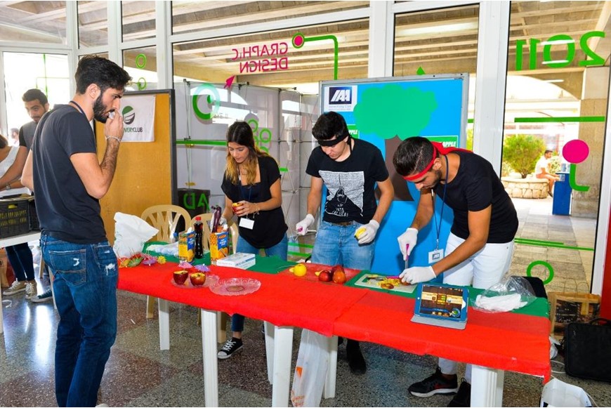 SUPPORTNG LEBANESE APPLE FARMERS 13