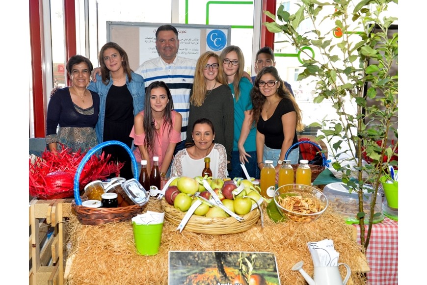 SUPPORTNG LEBANESE APPLE FARMERS 20