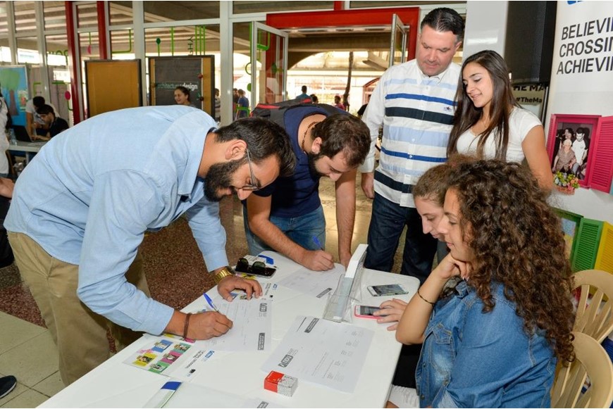 SUPPORTNG LEBANESE APPLE FARMERS 22