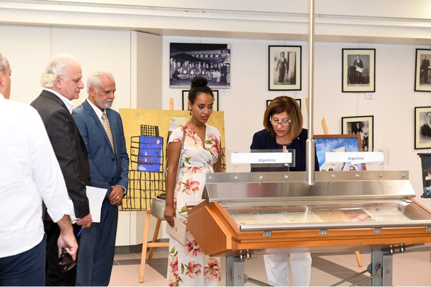 US Embassy Cultural Affairs Officer in Lebanon Visits NDU  14
