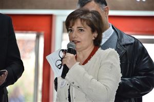 Be a Star on the Christmas Charity Tree  18