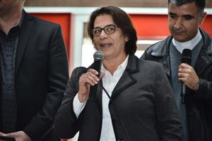 Be a Star on the Christmas Charity Tree  19