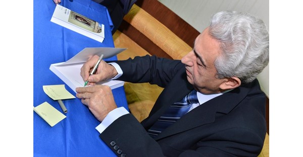 Fouad Hobeich Book Signing and Bust Reveal 2