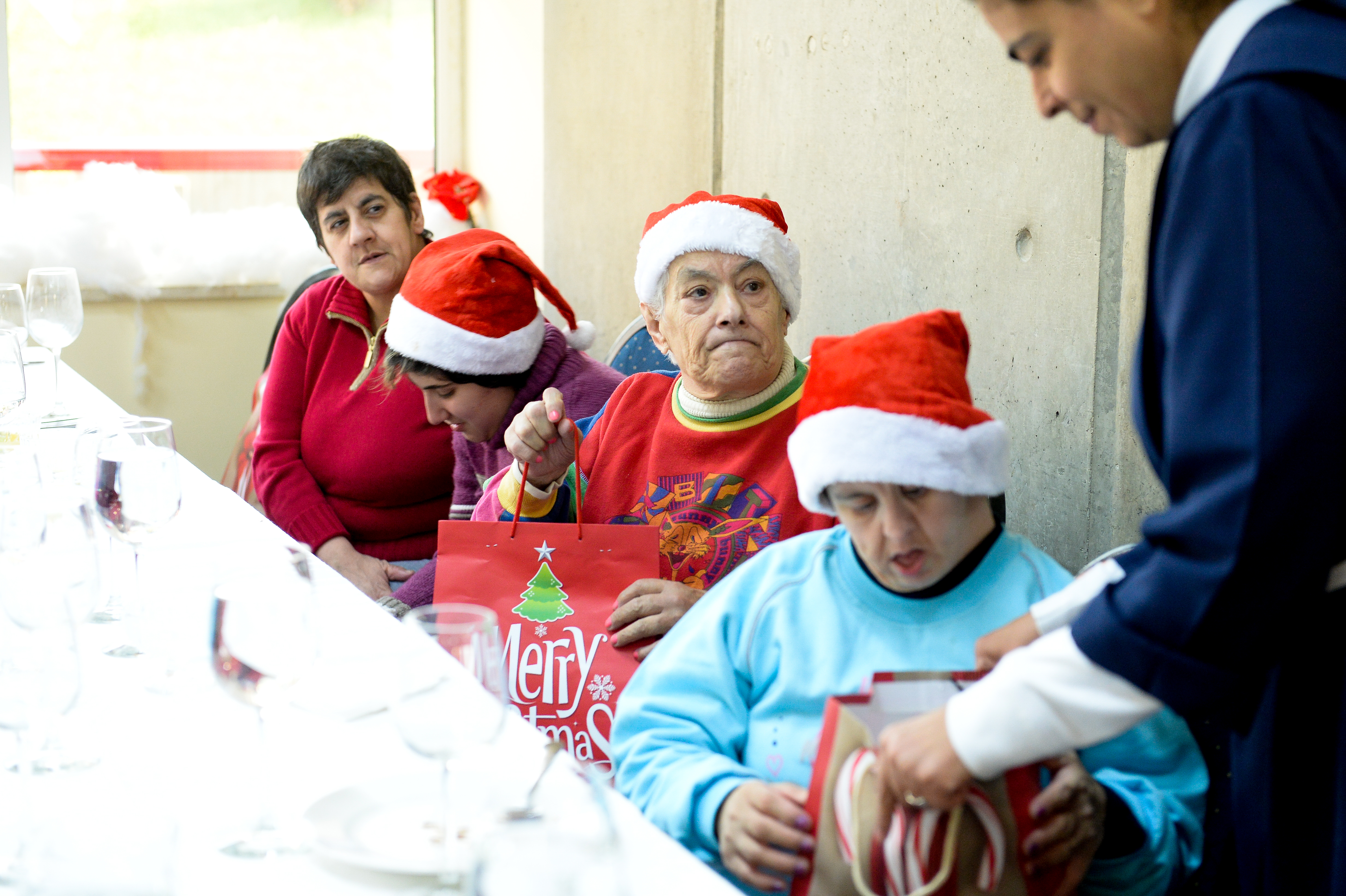 Lunch For the Elderly 16