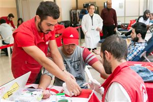 NDU-Shouf Gives Blood 10