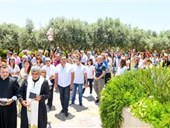 New Statue of the Blessed Virgin Mary Consecrated 11
